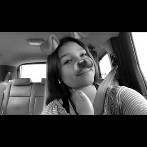 Meet your Posher, Jerisha